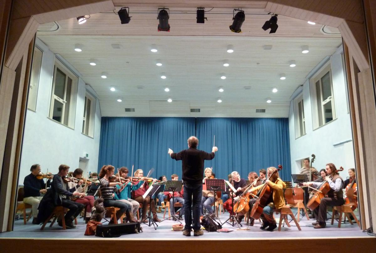 Saal Freie Waldorfschule Wiesbaden