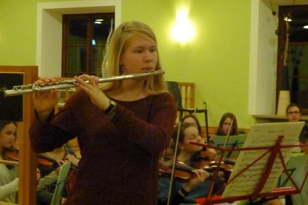 Wiebke Stellpflug spielt Bach Badinerie