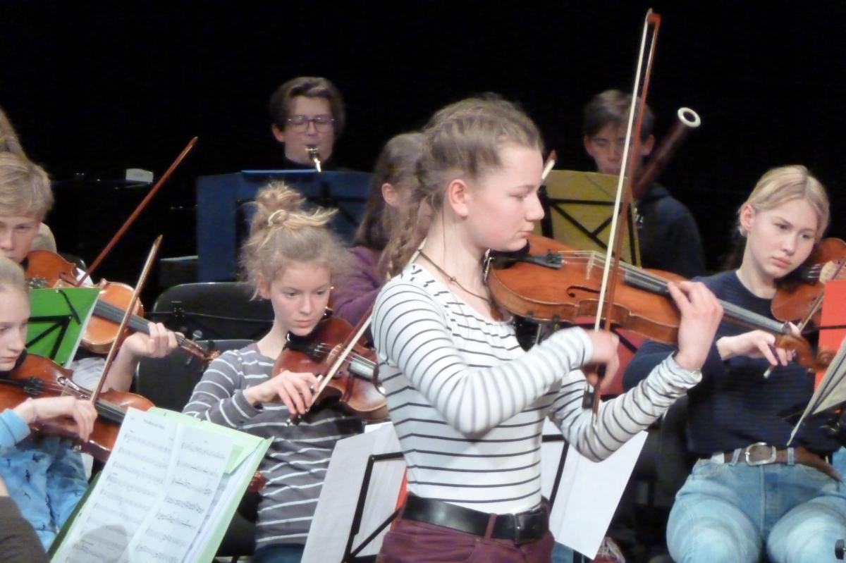 Johanna Domay spielt Kreisler Präludium und Allegro